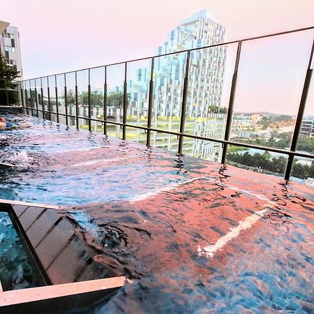 Solstice Service Apartment Cyberjaya Wifi Netflix Klia エクステリア 写真