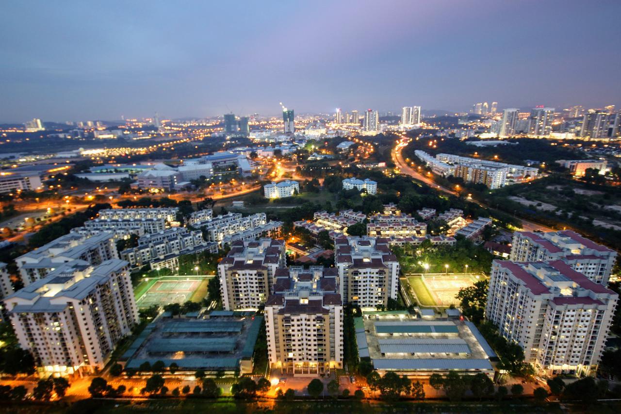 Solstice Service Apartment Cyberjaya Wifi Netflix Klia エクステリア 写真