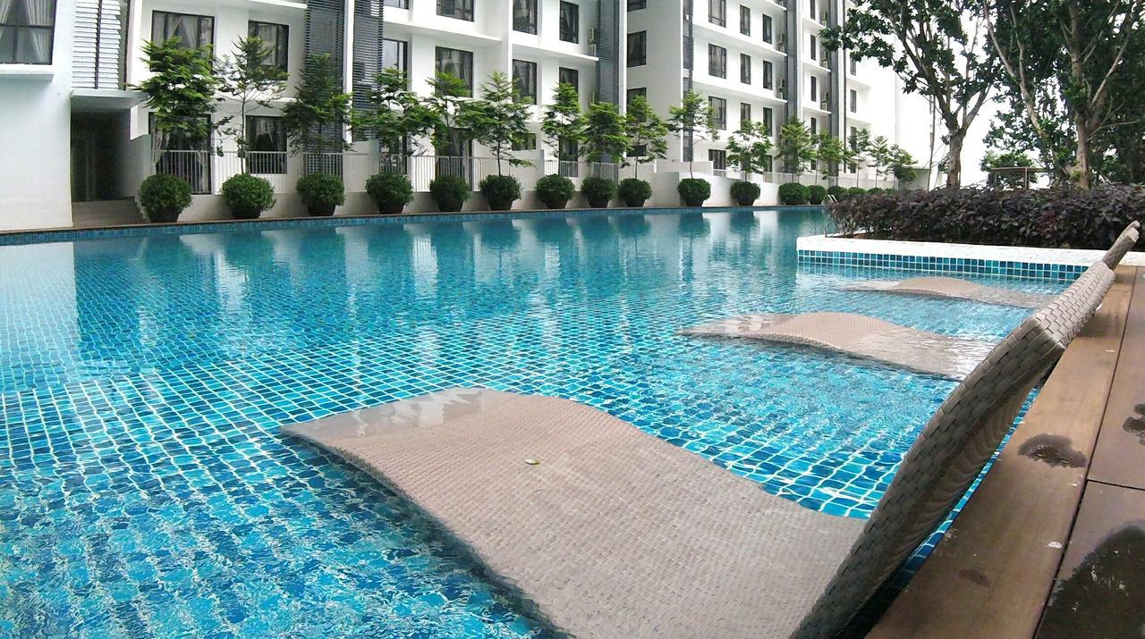 Solstice Service Apartment Cyberjaya Wifi Netflix Klia エクステリア 写真